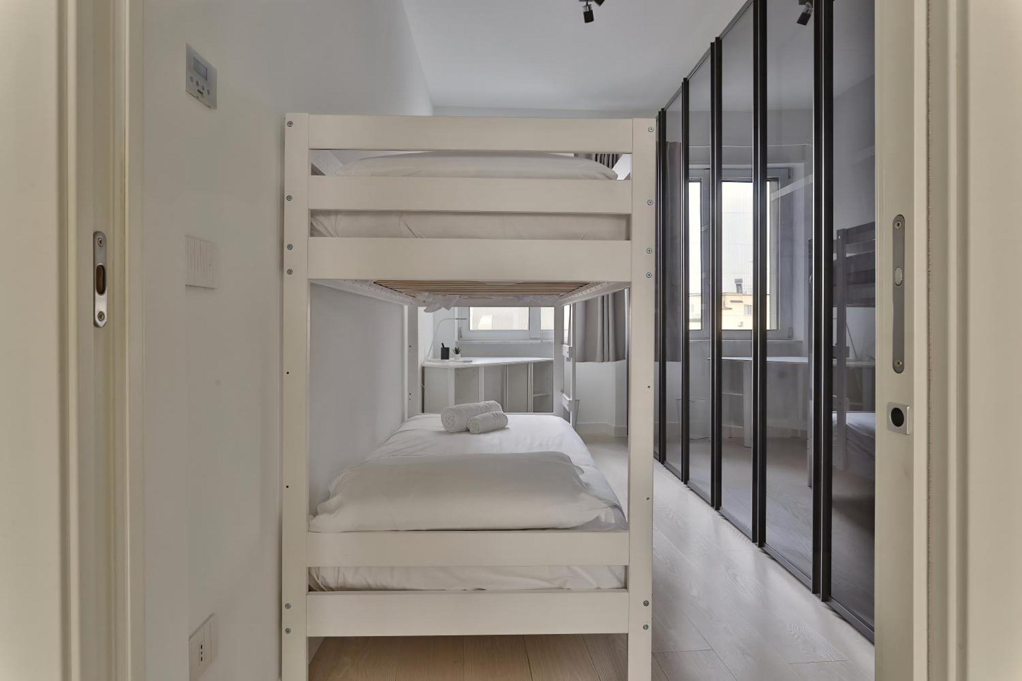 Апартаменты Joivy Splendid Flat Near The Duomo Милан Экстерьер фото