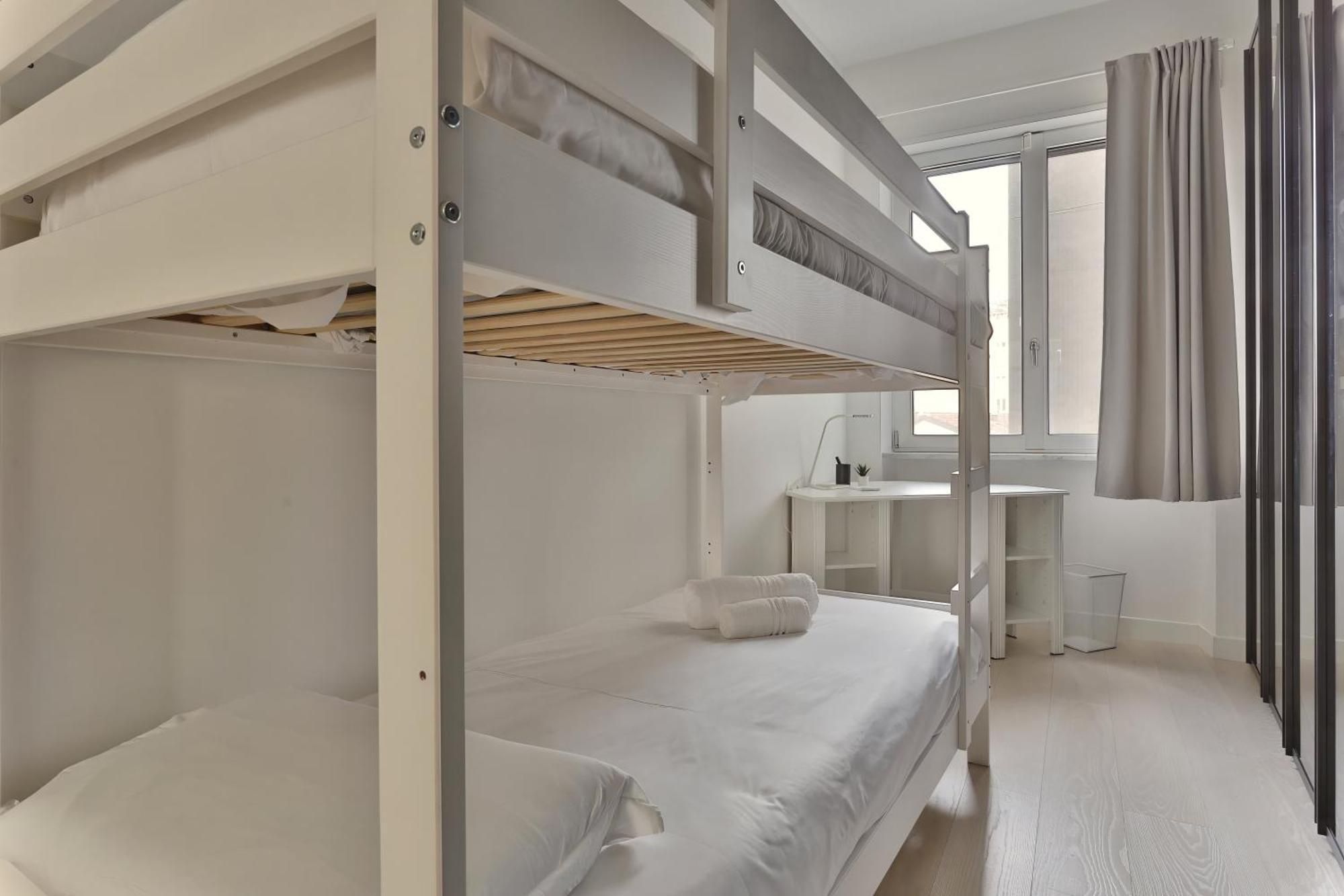 Апартаменты Joivy Splendid Flat Near The Duomo Милан Экстерьер фото