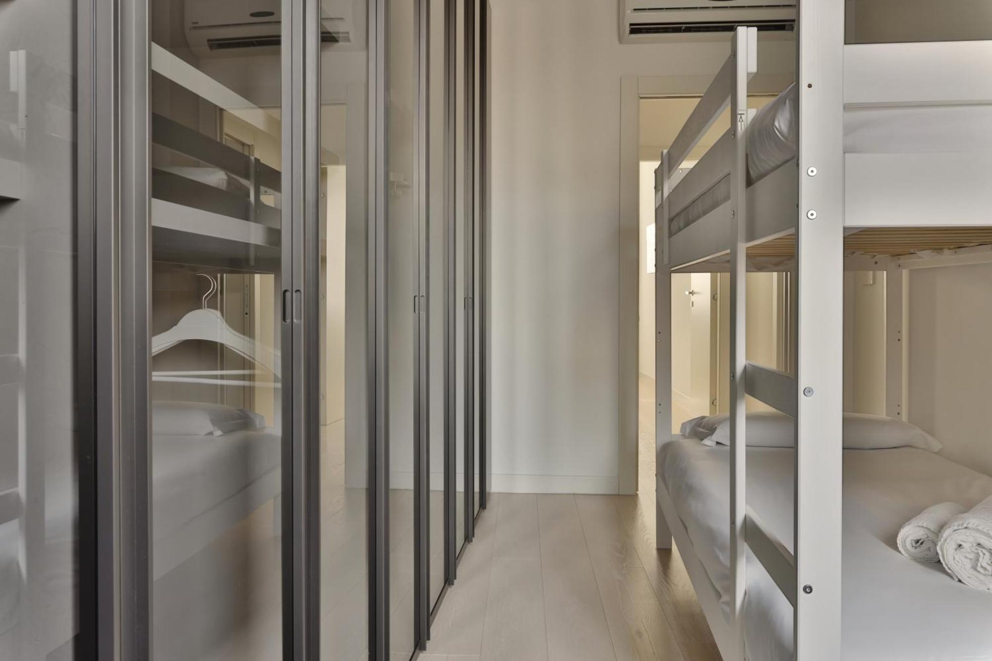 Апартаменты Joivy Splendid Flat Near The Duomo Милан Экстерьер фото